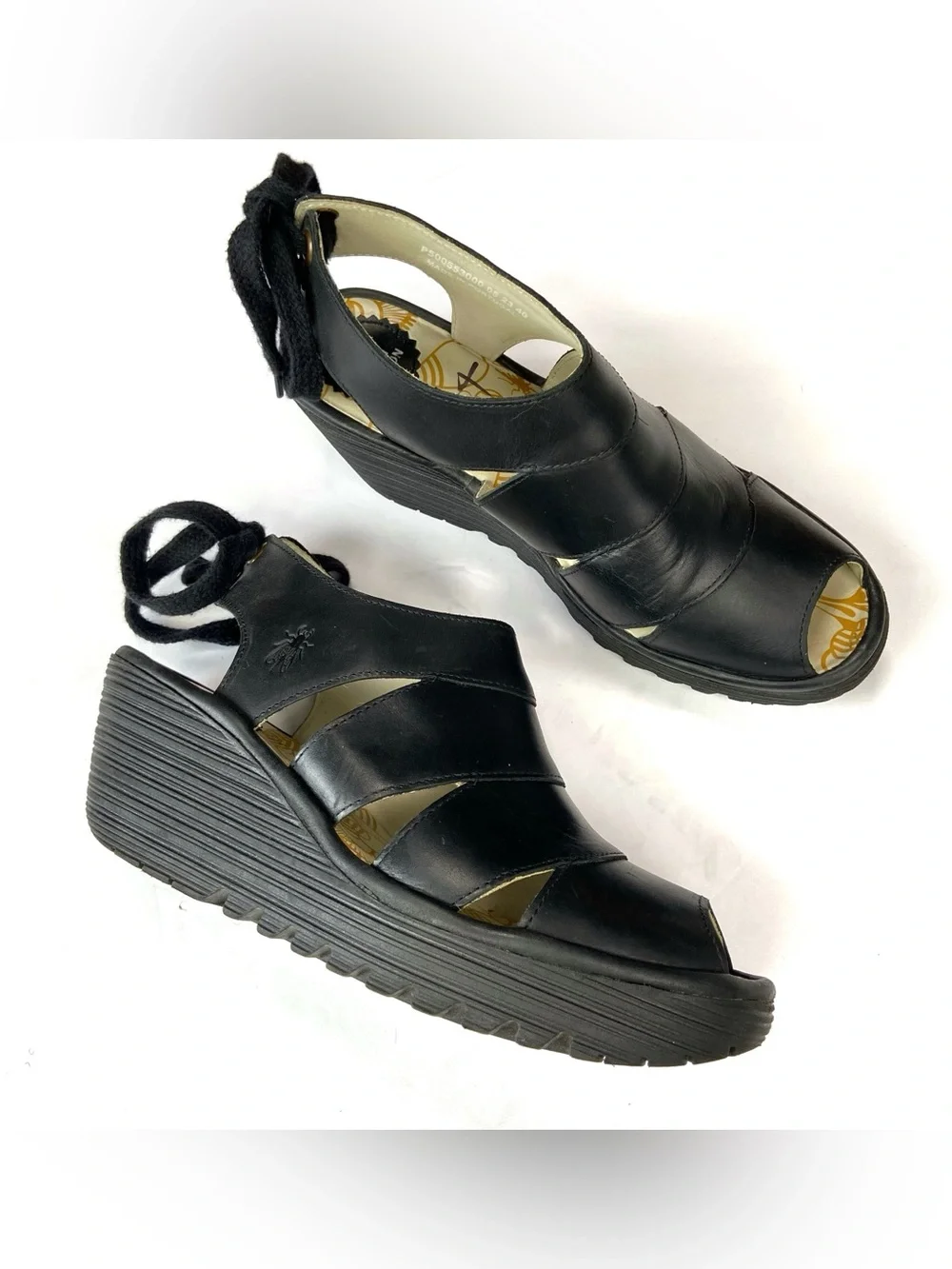 FLY LONDON Yown Wedge Black Leather Lace Up Sandal 40 Comfort Classic